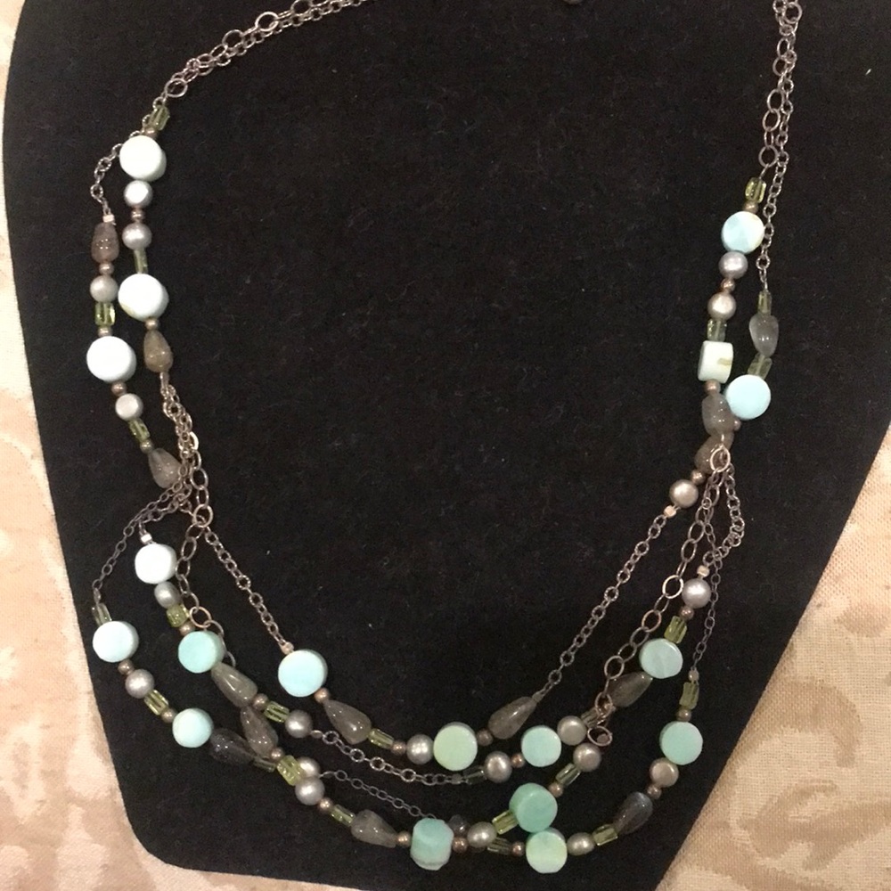 Morgan Dane 4 layer necklace w/ howlite and glass